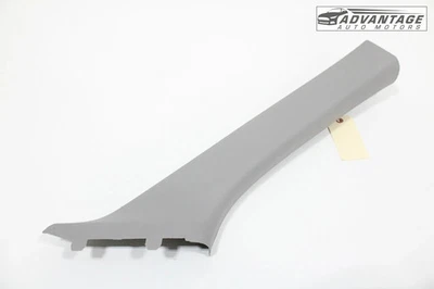 Chevrolet Equinox 2018-2024 lado derecho parabrisas un pilar moldura cubierta panel OEM Foto 1 de 4