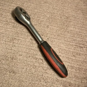 RATCHET WRENCH 3/8" INCH DRIVE WRENCH High Grip Rubber HANDLE SOCKET - Picture 1 of 6