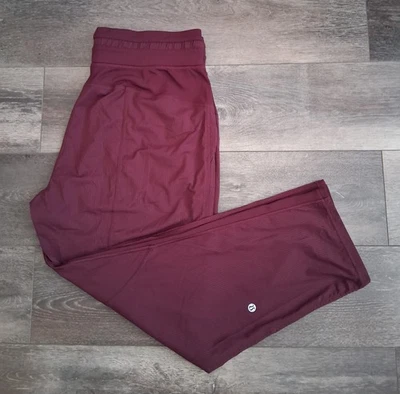 Pantalones cortos de tiro medio Lululemon Dance Studio talla 10 nuevos sin etiquetas Foto 1 de 4