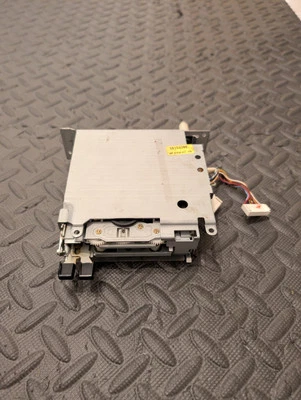 16153399 / 16138181 GM Delco Cassette Tape Player 1990 - 1992 (Cassette Only) - Image 1 of 4