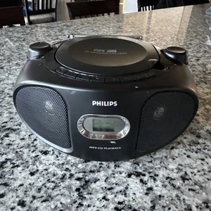 Philips Sound Machine Az302 - FM/AM radio - Plays MP3 on CD-R/W. - Picture 1 of 11