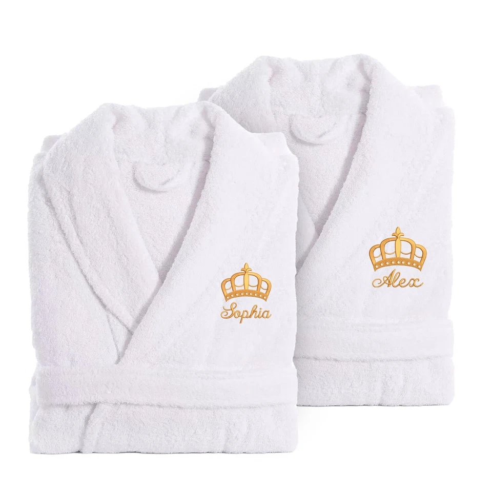 GIFT HUB Personalised Bathrobe for Men & Women – Custom Embroidered Crown Dressing Gown