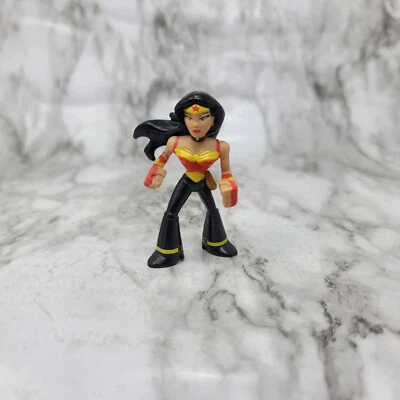DC Universal Action League Wonder Woman Foto 1 de 4