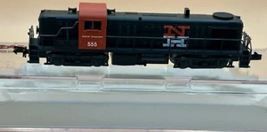 NIB N ATLAS 42008- Made In Japan- ALCO RS-3 Loco New Haven #555 Black & Red - Picture 1 of 7