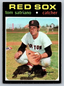1971 Topps #557 Tom Satriano Medias Rojas de Boston - Imagen 1 de 3