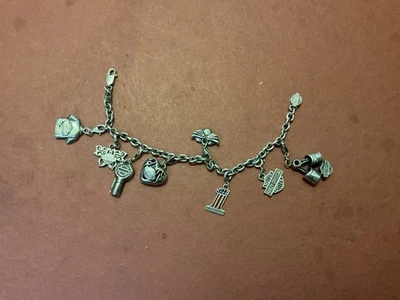 Pulsera Harley Davison de plata de ley cargada con 8 dijes Foto 1 de 4