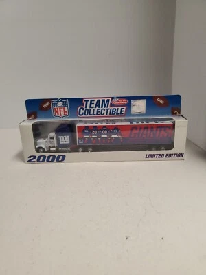 Fleer White Rose Limited Edition 1/80 2000 NFL New York Giants Truck Hauler - Image 1 of 4