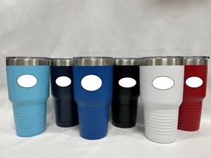 Tazas de viaje con logotipo misterioso de la colección Winston con doble aislamiento 30 oz se adapta a portavasos - Imagen 1 de 11