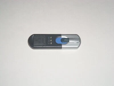 Linksys USB200M 10/100 USB 2.0 Network NO SOFTWARE Adapter - Image 1 of 2