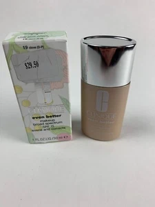 Clinique Even Better Make-up Breitspektrum LSF 15 Evens&Corrects 19 Clove D-P - Bild 1 von 2