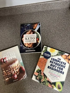 Ketogenic Diet for Beginners, Paleo Sweets, & Keto Cookbook Mixedlot Softcovers - Picture 1 of 7