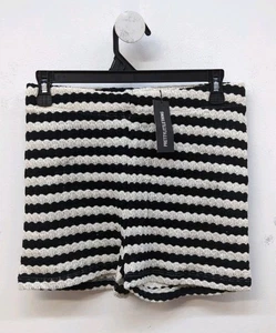 Pretty Little Thing Stripe Textured Knit Women's Rib Hot Pants Size US 10 Black - Picture 1 of 8