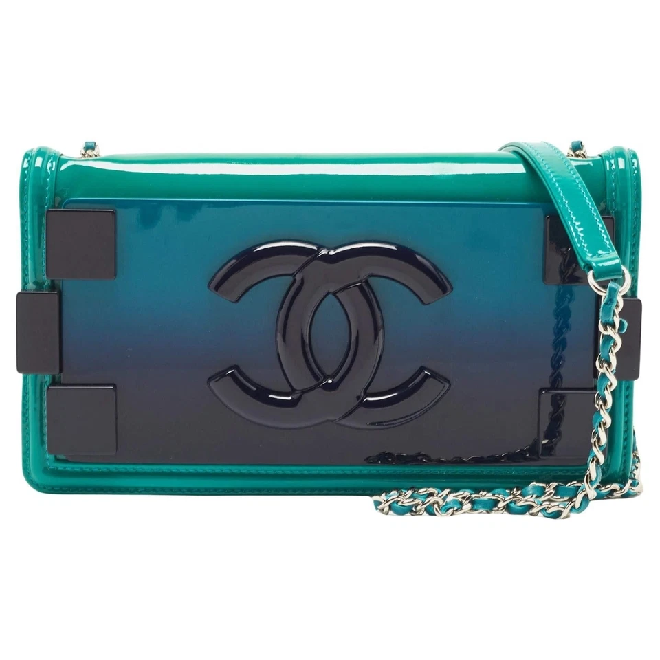 Bolso Chanel CC Plexiglás Patente Niño Ladrillo Solapa Turquesa Azul Marino Foto 1 de 4
