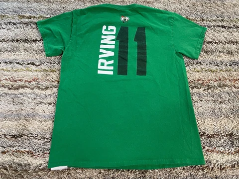 Boston Celtics T-Shirt Mens Medium Green Tee Kyrie Irving NBA Majestic SS Crew Cover