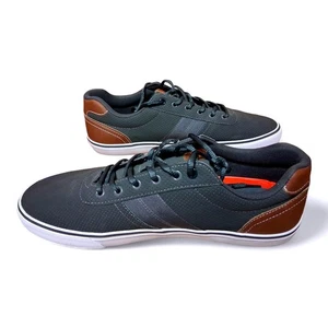 Levi's Herren Sneaker Dunkelgrau Perforiertes Leder Braun Akzent Schnürschuhe Größe 13 - Bild 1 von 10