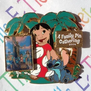 Disney WDW - Reunión de prendedores familiares - Lilo & Stitch con foto familiar Prendedor de evento LE - Imagen 1 de 1