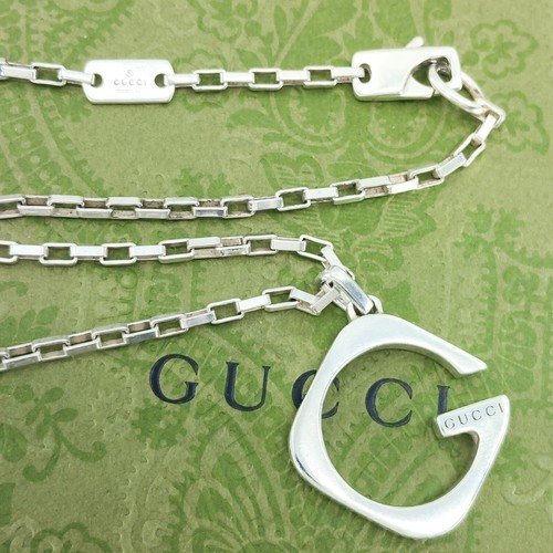 Collana catena veneziana con ciondolo quadrato GUCCI G 20 28" argento...
