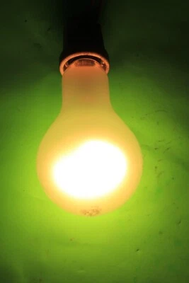 Vintage ES GEC 150W Tungsten Filliament Lamp 240V PEARL (FROSTED) 6 X 3 INCH