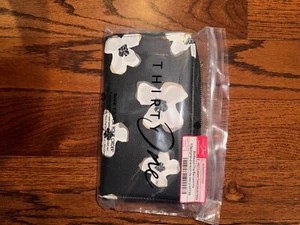 Thirty-One ThirtyOne 31 All About Benjamins Wallet NEW - Scattered Flowers - Picture 1 of 1