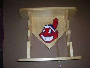 Baseball bats Cleveland Indians Standard bat rack Holds 3 bats & 5 balls - Picture 1 of 7