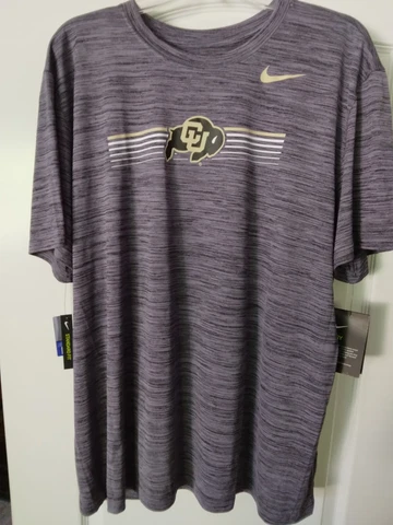 University of Colorado Nike Men's T-Shirt Size Extra Large - New with Tags Cover
