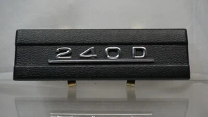 Mercedes 240D Interior Center Console Trim - Bild 1 von 5