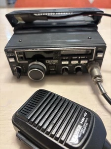 ICOM IC-35 UHF Transceiver VFO Function Microphone Amateur Radio - Zdjęcie 1 z 3