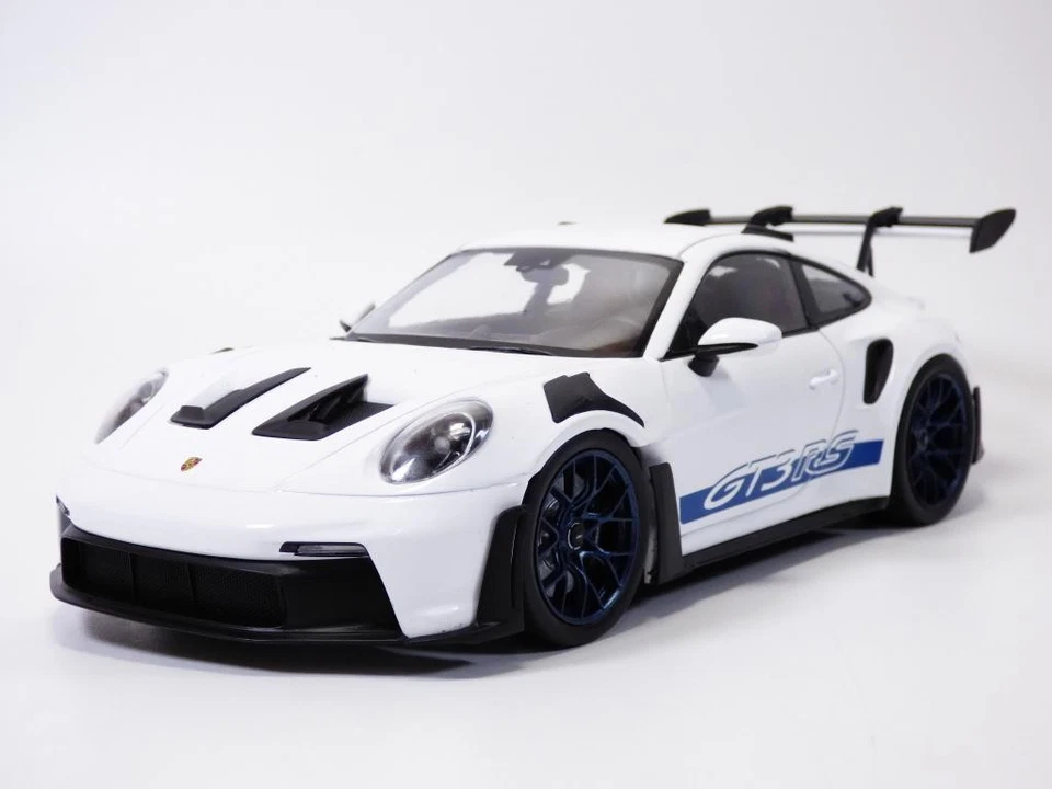 PORSCHE 911 - 992 GT3RS blanc & bleu 1/18 2024 - Photo 1/4