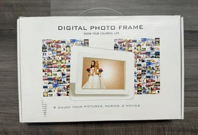 Digital Photo Frame featuring Anne Hathaway & Kate Hudson, Bride Wars promo NEW! - Image 1 of 4