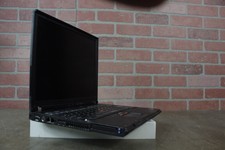 IBM ThinkPad T42 Laptop - Intel Pentium M 1.7GHz - For Parts/Reapir