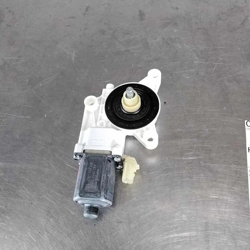Motor de ventana eléctrica Chrysler Sebring 2007-2010 lado izquierdo OEM# 68020567AA Foto 1 de 1