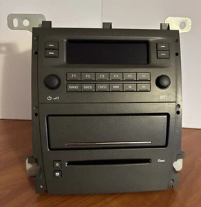 08 09 10 11 Cadillac STS AM FM 6 disc CD Radio Receiver OEM 15924802 - Picture 1 of 6