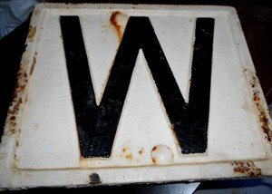 VINTAGE SAR SOUTH AUSTRALIAN RAILWAYS WHISTLE SIGN 'W' TO INDICATE BLOW WHISTLE