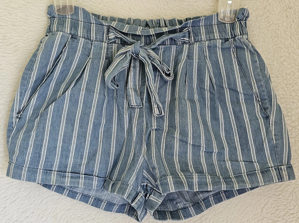 Pantalones cortos de mujer Almost Famous talla L grandes azul blanco a rayas Jean Foto 1 de 4