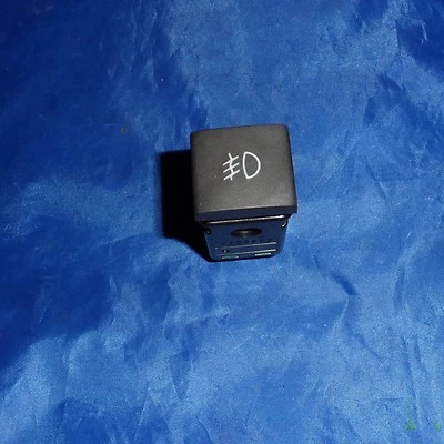 1998-1999 Saab 9-3, Fog Light Switch 4409223 - Image 1 of 4