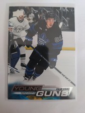 2022-23 Upper Deck Series 2 YOUNG GUNS RC Filip Kral  #493