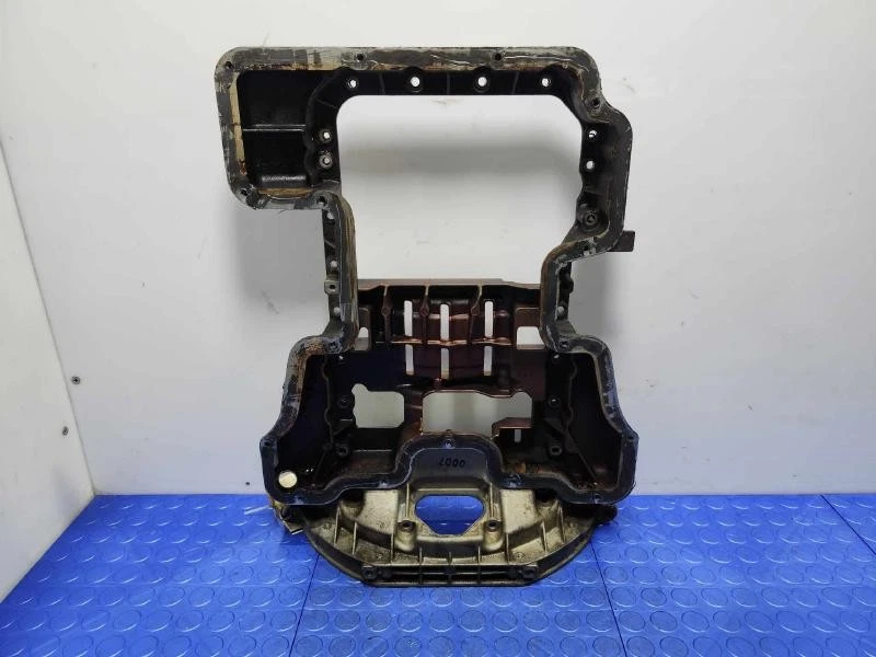 01-05 Mercedes Benz C240 tracción trasera motor superior cárter de aceite OEM 1120101402 Foto 1 de 4