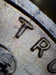 2022 1c Die Crack Through T In Trust - Bild 1 von 3