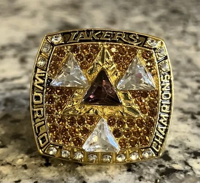 ¡Anillo de campeonato Los Angeles Lakers 2002! KOBE BRYANT TALLA 11! Foto 1 de 3