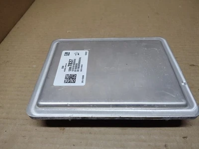 2018-20 Chevrolet Equinox Engine Computer Control Module ECU ECM 12688128  - Image 1 of 4
