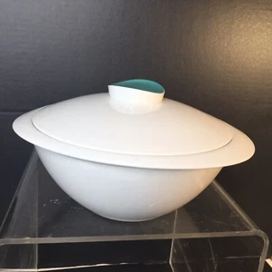 Johann Haviland JOH405 Covered Casserole Solid Colors White Turquoise Aqua HTF - Picture 1 of 7