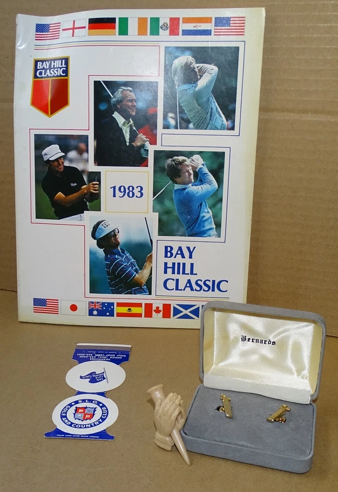 Artículos de golf de almacenamiento - Gemelos, camiseta de golf 1967, programa Bay Hill 1983, etc. Foto 1 de 4