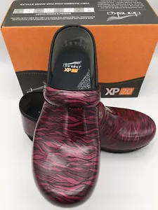 Dansko Damen Pro XP 2.0 Professional Clogs gewellt Lack Größe EU 41 / 10,5-11 US - Bild 1 von 8