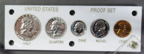 1952  U.S. Silver Proof Set in Capital Plastic Holder Very Choice Cover