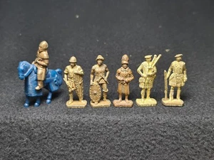 Set of metal figures, soldiers in screws, Kinder surprise. - Picture 1 of 10