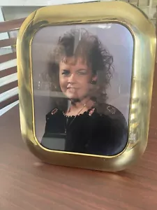 Vintage 80s Gold Frame Brass 8 x 10 Photo Freestanding Picture Retro Large Rare - Picture 1 of 4