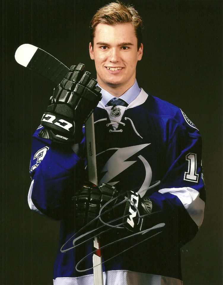 Jonathan Drouin Hand Signed 8x10 Photo NHL Tampa Bay Lightning Draft Pick Foto 1 de 1