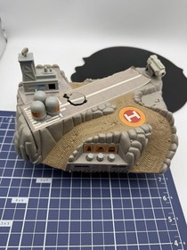 1994 Galoob Micro Machines Military Battle Zones Skycat Airbase Base Playset