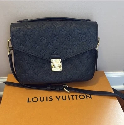 Auténtico Louis Vuitton Monograma Empreinte Pochette Metis Azul Foto 1 de 4