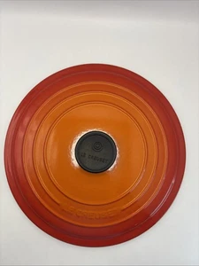Le Creuset Round Dutch Oven Flame LID ONLY #26 fits 5.5 Qt oven LID ONLY - Picture 1 of 11